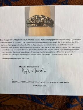 Vintage 18K White Gold 3-Stone Diamond Engagement Ring - White